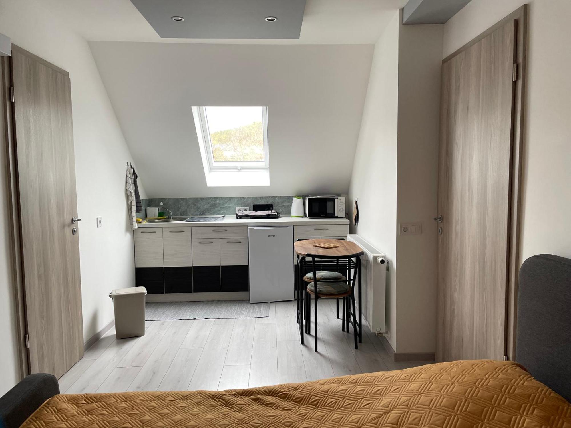 Jasmin Apartment House Vonyarcvashegy Eksteriør bilde